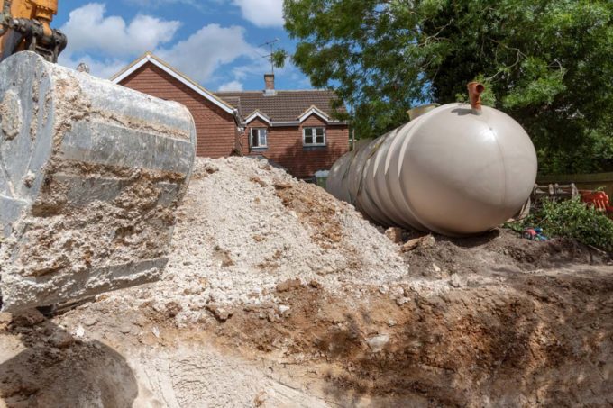 What does it cost to remove a septic tank